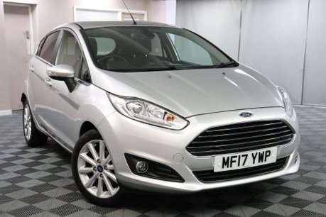 Ford Fiesta TITANIUM 19