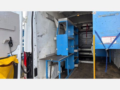 Ford Transit 2.0 350 EcoBlue FWD L2 H3 Euro 6 5dr 18