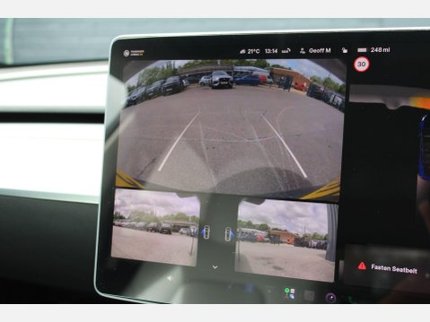 Tesla Model Y LONG RANGE 3