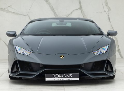 Lamborghini Huracan LP640-4 EVO 4