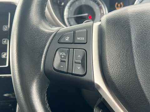 Suzuki Vitara SZ-T BOOSTERJET MHEV 31