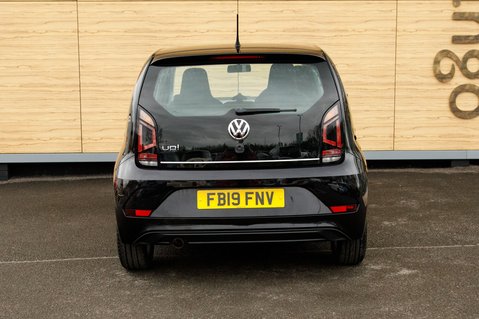 Volkswagen Up HIGH UP TSI 6