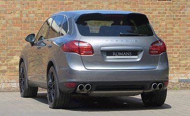 Porsche Cayenne Turbo 14