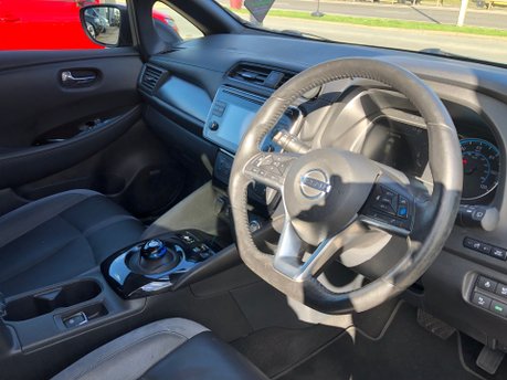 Nissan LEAF TEKNA electric 75,000 miles, service history 5