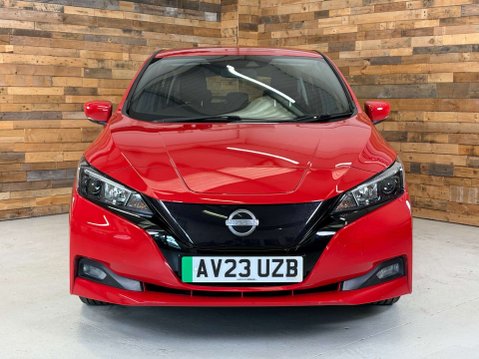 Nissan LEAF 39kWh Acenta Hatchback 5dr Electric Auto (150 ps)