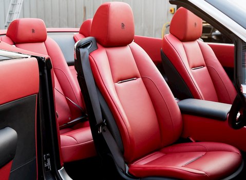Rolls-Royce Dawn 25