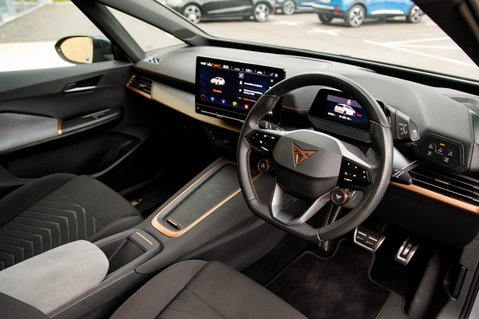 Cupra Born V2 4