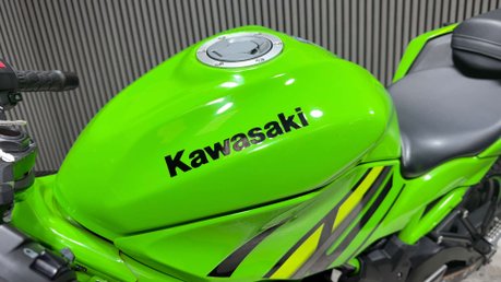 Kawasaki Ninja 2020 ONLY 13K LONG MOT WARRANTY SPORTS BIKE 125CC 8