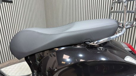 Piaggio Vespa Primavera 2026 ONLY 1K STUNNING 125CC SCOOTER 1 OWNER 19