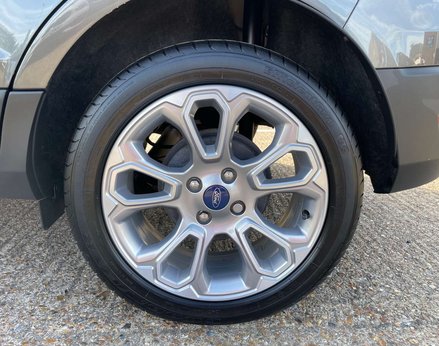 Ford Ecosport 1.0 EcoSport Titanium 5dr 16