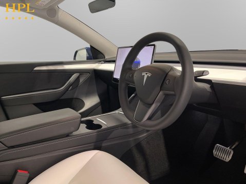Tesla Model Y (Dual Motor) Long Range SUV 5dr Electric Auto 4WDE (384 bhp) Air Con - Allo 12