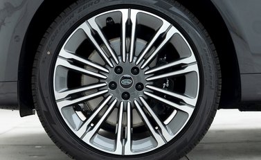 Land Rover Range Rover Sport P440e Dynamic SE 8