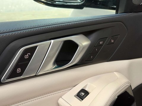 BMW X5 3.0 X5 M50D Auto 4WD 5dr 77