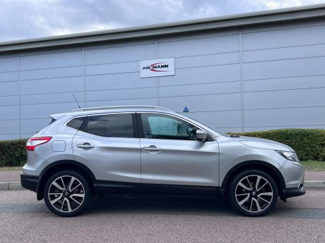 Nissan Qashqai 1.6 dCi Tekna 2WD Euro 6 (s/s) 5dr 2