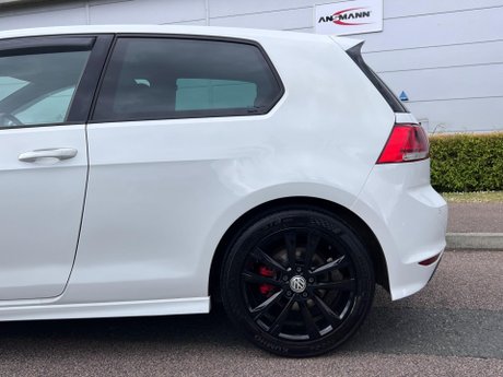 Volkswagen Golf 1.4 TSI BlueMotion Tech ACT R-Line Euro 6 (s/s) 3dr 12