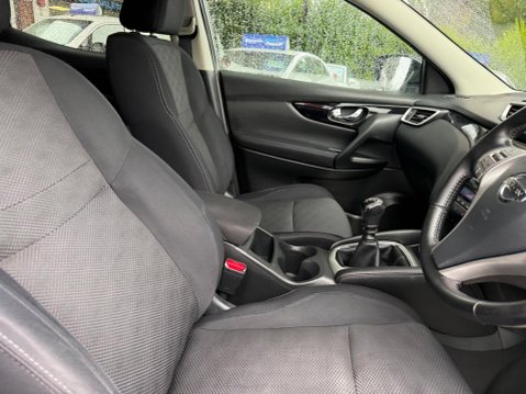 Nissan Qashqai 1.5 dCi N-Connecta 2WD Euro 6 (s/s) 5dr 20
