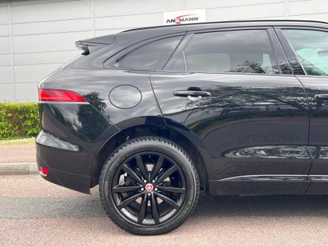 Jaguar F-Pace 2.0 D180 R-Sport Auto AWD Euro 6 (s/s) 5dr 10