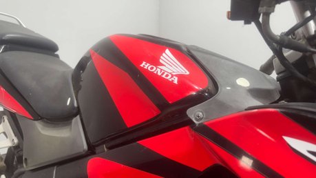 Honda CBR CBR125 2010 FUEL INJECTED PROJECT LEARNER SPORTS BIKE 125CC 16