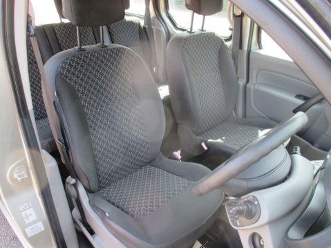 Renault Kangoo 1.5 dCi Extreme Euro 5 5dr 18