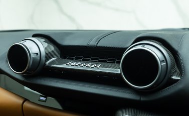 Ferrari 812 Superfast 21