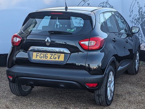 Renault Captur DYNAMIQUE NAV TCE 9