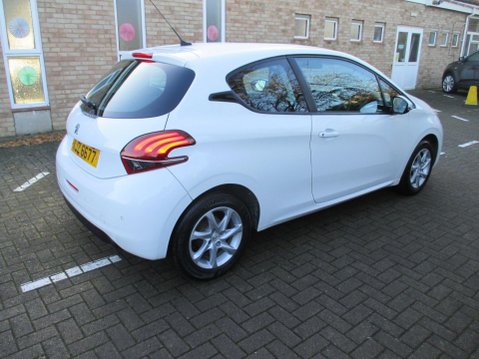Peugeot 208 1.0 PureTech Active Euro 6 3dr 5