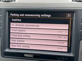 Volkswagen Golf 1.4 Golf Match Edition TSi BlueMotion Technology Semi-Auto 5dr 37