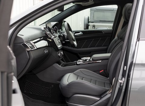 Mercedes-Benz GLE 63 S 4MATIC Night Edition 16