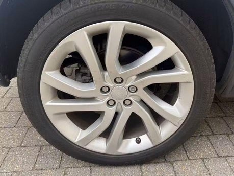 Land Rover Discovery Sport 2.0 TD4 SE Tech SUV 5dr Diesel Auto 4WD Euro 6 (s/s) (180 ps) 9