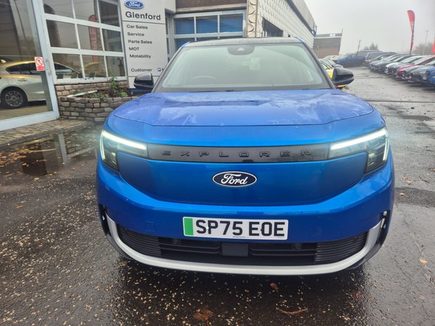 Ford Explorer Premium 286 77kWh Extended Range Auto *ex-demo* 3