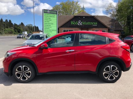 Honda HR-V 1.6 I-DTEC SE NAVI 50,000m, 1 owner Full Honda History £20 road tax 10