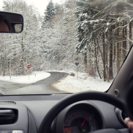 How to Drive Safely in Snow and Ice