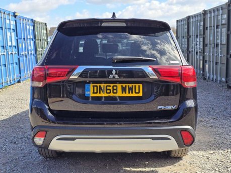 Mitsubishi Outlander 2.4h TwinMotor 13.8kWh 4h SUV 5dr Petrol Plug-in Hybrid CVT 4WD Euro 6 (s/s 12