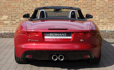 Jaguar F-Type V6 S Convertible 23