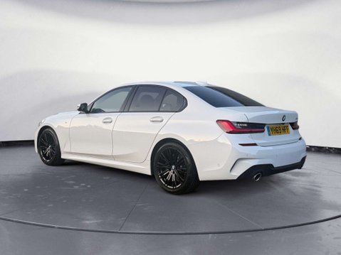 BMW 3 Series 2.0 330i M Sport Auto 4dr 3