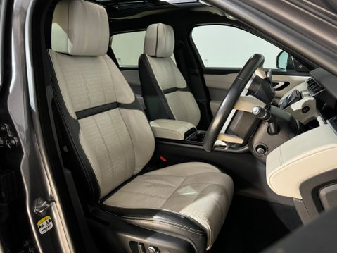 Land Rover Range Rover Velar R-DYNAMIC HSE 19
