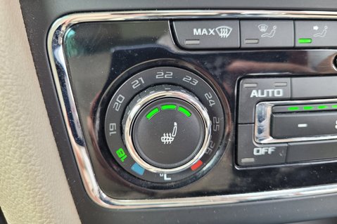 Skoda Superb LAURIN AND KLEMENT V6 DSG 37