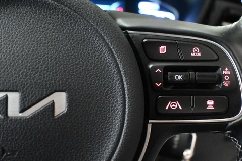 Kia Niro 1.6 Niro 3 HEV Semi-Auto 5dr 43