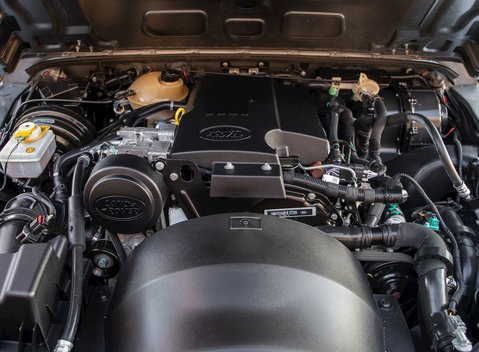 Land Rover Defender 90 XS URBAN TRUCK Carbon Edition 25