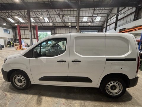 Peugeot Partner BLUEHDI PROFESSIONAL L1 10