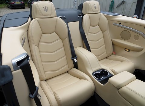 Maserati Grancabrio Sport 13