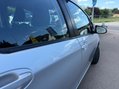 Toyota Yaris 1.33 Dual VVT-i TR Euro 5 5dr 17