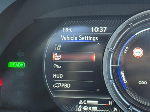 Lexus Ux 2.0 250h F Sport (Premium Plus) E-CVT E-FOUR Euro 6 (s/s) 5dr (Sunroof) 39