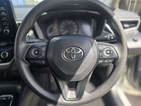 Toyota Corolla 1.8 VVT-h Design Touring Sports 5dr Petrol Hybrid CVT Euro 6 (s/s) (122 ps) 35