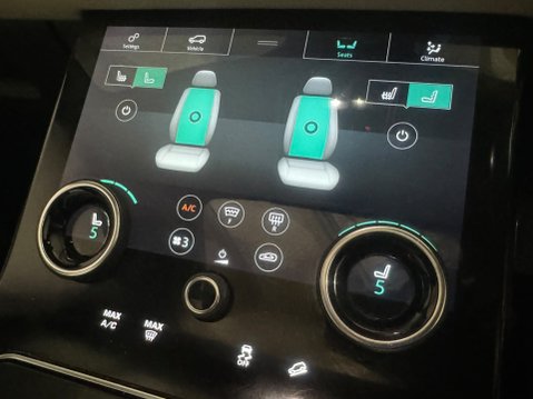 Land Rover Range Rover Velar R-DYNAMIC HSE 18