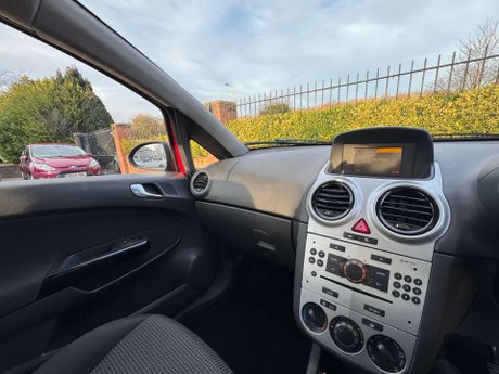 Vauxhall Corsa 1.2 Corsa ExiteAC 3dr 13