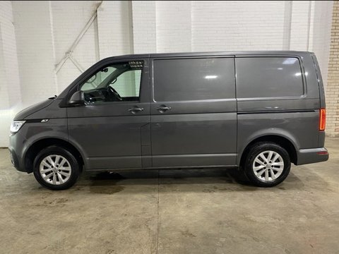 Volkswagen Transporter T30 TDI P/V HIGHLINE 10