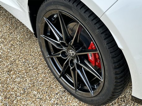 Toyota Yaris GR-Y CIRCUIT 40