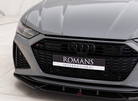 Audi RS6 Avant Carbon Black 23