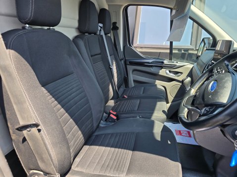Ford Transit Custom 280 LIMITED P/V ECOBLUE 8
